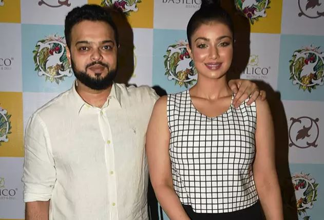 Aayesha Takia and Farhaan Azmi