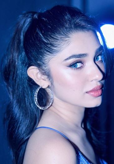 Kriti Shetty in Blie