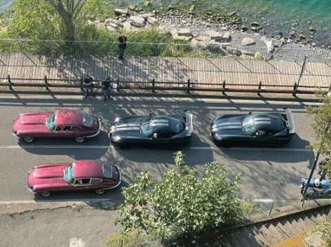 Car Chase scene by the guards